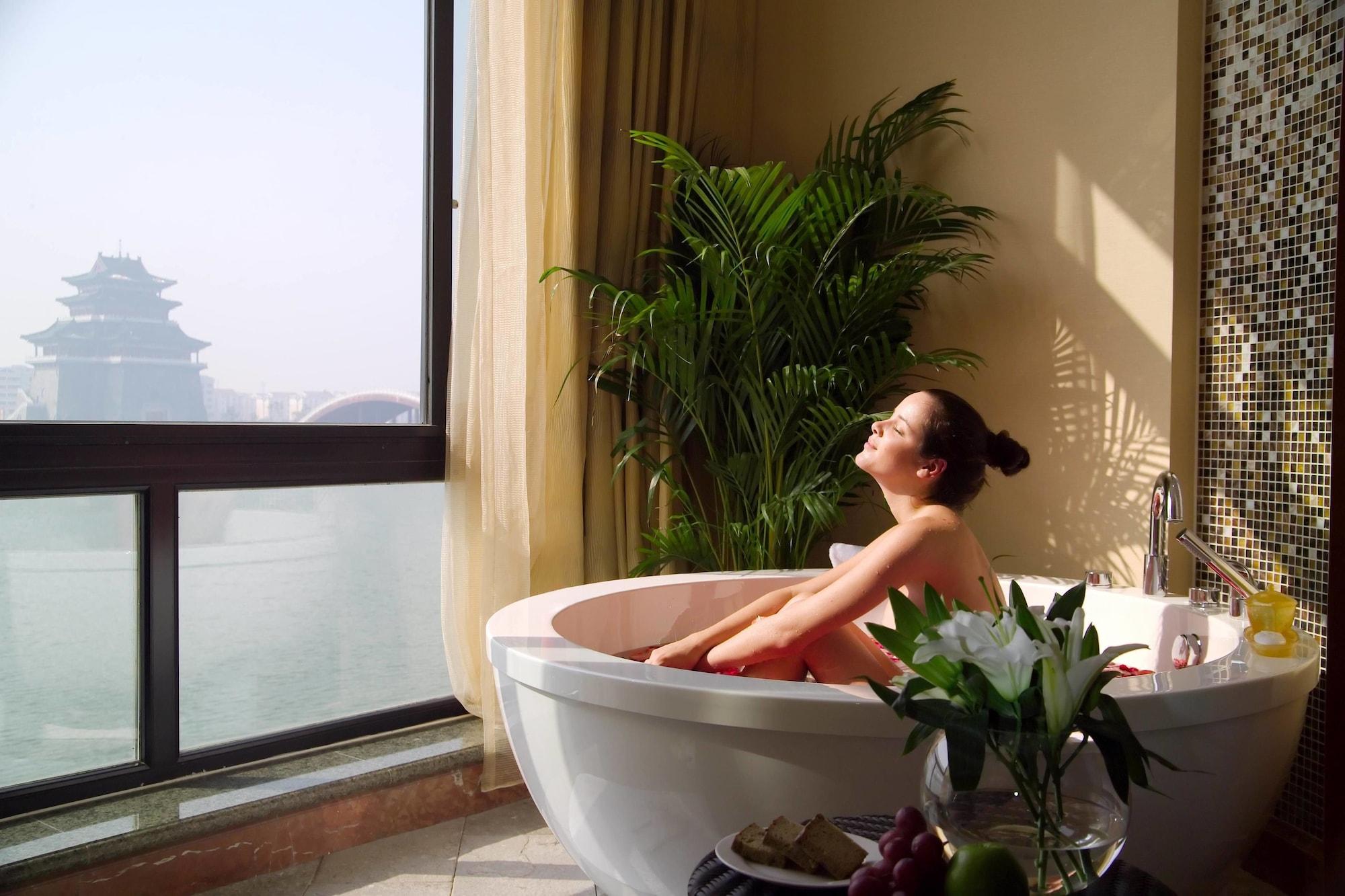 New Century Grand Hotel Kaifeng Exterior foto