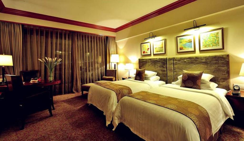 New Century Grand Hotel Kaifeng Exterior foto